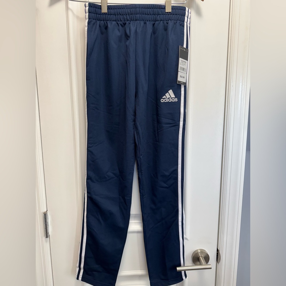 Adidas truck pants. Sz.M